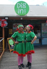 Cafe%20Elves%20Christmas%202023